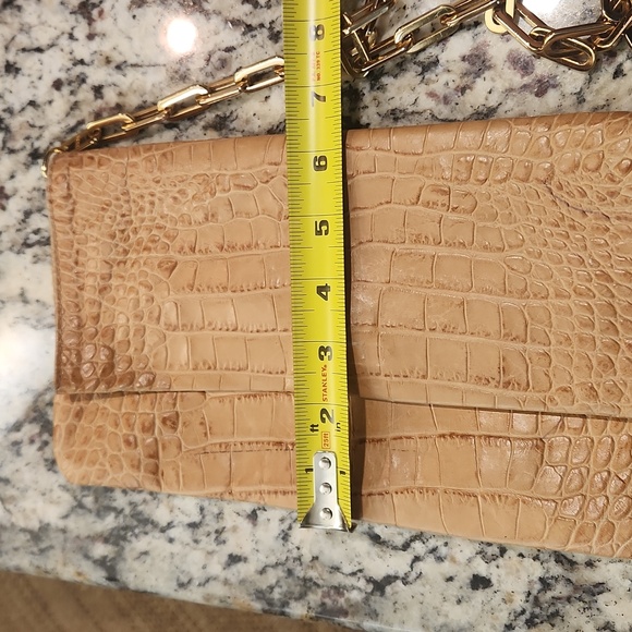 Vintage Tan Leather Clutch - Picture 4 of 4
